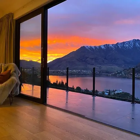 Ataahua Luxury Penthouse Villa